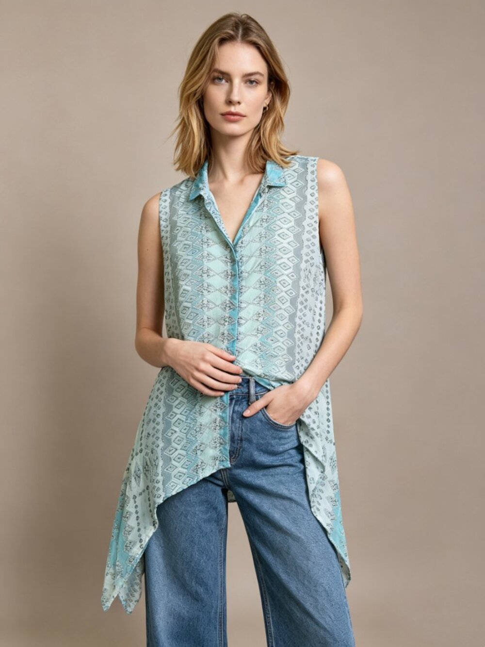 NWOT Johnny Was Arroyo Ice Blue Floral Paisley Irregular Hem Shirt Blouse Size S
